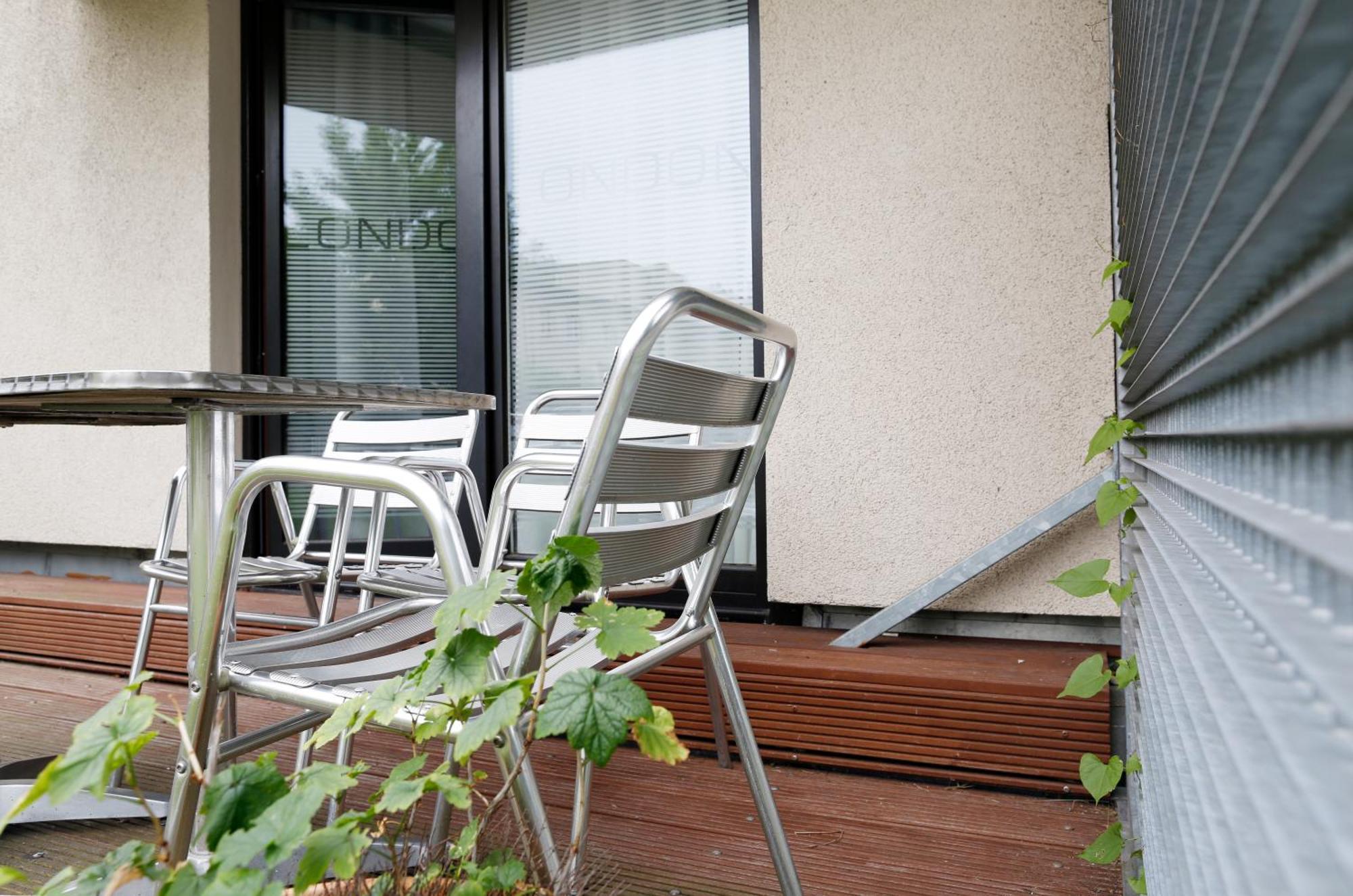 Niebuhr Kurfürstendamm - Cozy Family&business Flair Welcomes - Rockchair Apartment